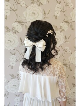 キティ(KITTY) ハーフアップ/ヘアセット