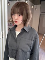 ユーフォリア 新宿通り(Euphoria)&nbsp;レイヤーボブ/ベージュ