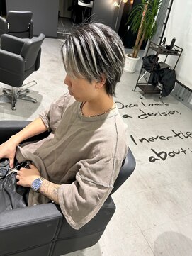 メンズサロン キング 梅田店(Men’s salon K!ng) 波巻きツイストスパイラルパーマ/フェザーパーマ/眉毛/メンズ