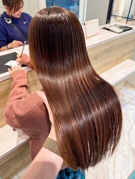 アテナ(ATENA) ブリーチ毛にも縮毛矯正！？