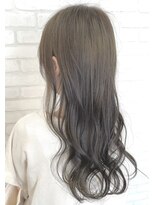ユーリオ(Urio) 透明感ナチュラルベージュ