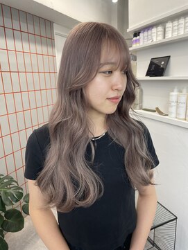 ペレ 渋谷(PELE) イメチェン/ホワイトブロンド/外ハネボブ/ワイドバング/渋谷