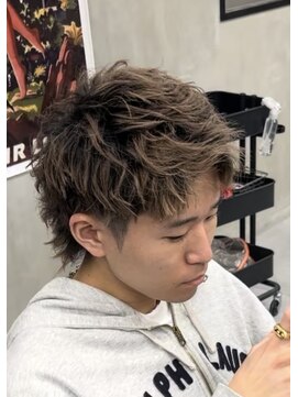 バジー バイ ディーアンドティー(Buzzy by D&T) ショートウルフ