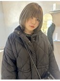 シアグレージュ×ミディボブ レイヤーカット