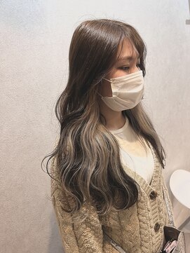 ジーナ 博多(Zina) インナーホワイトベージュ