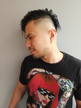 イズ(iss) ハードツイストスパイラル×ラインフェード