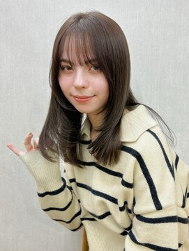 ガーデン 銀座(GARDEN) レイヤー ミディアムヘア レイヤーカット 前髪カット　顔まわり