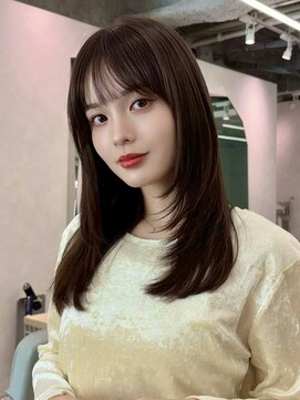 ファルベ(Farbe) 黒髪カタログ/オリーブグレー/小顔に見せるヘア/ココアベージュ