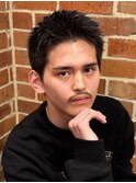 爽快ツーブロック!ワイルドな男前スパイキーショート