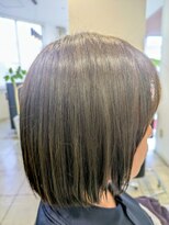 ヘアメイク アフロディーテ(HAIR MAKE Aphrodite) 切りっぱなしボブ