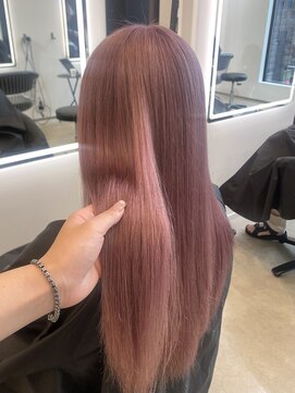 クオン 伊勢崎(QUON.) ピンクベージュ