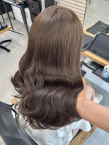 キラ 原宿(KILLA)&nbsp;ココアベージュ/オリーブグレー/小顔/黒髪/クラゲヘアー/原宿