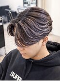 ホワイトハイライトセンターパート