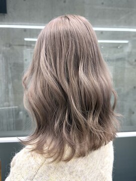 ウェーリング(Welring) ミルクグレージュ
