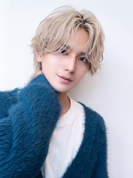 ケアリー 大泉学園(Carelly) ツイストパーマ七三オールバックマッシュウルフスリークショート