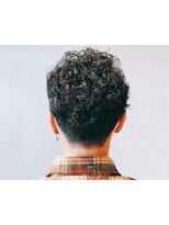 ヒカリスヘアー 吹田店 【スーツにも合う!綺麗目しっかりパーマ】