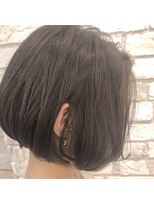 エルト 四条烏丸(elto)&nbsp;30代・40代大人可愛い小顔ワンサイドショートボブ丸み前下がり