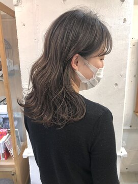 リッカ(RICCA) 【RICCA渡辺】透明感とくすみがアクセントのグレーベージュ