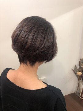 ヌイ モトマチ(nui motomachi) グラデーションボブ