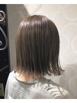 ヒップスデコ(Hip's deco)&nbsp;【ぷつんとボブ】オリーブグレージュ