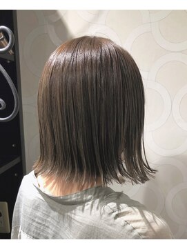 ヒップスデコ(Hip's deco) 【ぷつんとボブ】オリーブグレージュ