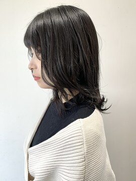 フォーク FOLK 【FOLK】透明感ブラック☆似合わせ外ハネレイヤーミディアム♪