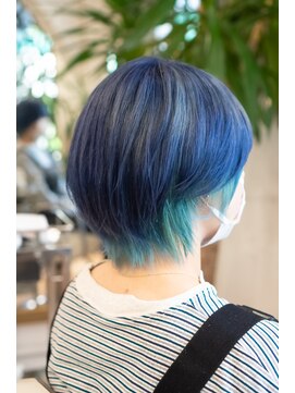 オブヘアーギンザ(Of HAIR GINZA) ☆青髪ツートンカラー☆