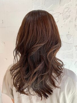 エム(EM) ダブルカラーミルクティーブラウンカラーケアブリーチハイトーン