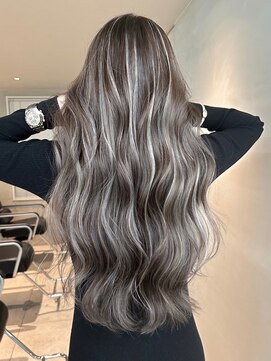 ヨロ 小岩(YOLO) イルミナカラーハイライトグラデーションカラーベージュカラー