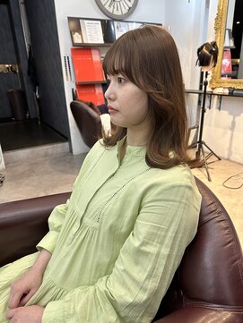 グランドライン(GRAND LINE) 大人可愛い顔周り、前髪あり、もみれげ