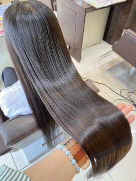 フォルテ 草薙店 メルティカラー フェミニンロング 似合わせカット