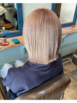 トワイロ(TOWAIRO) ホワイトベージュ