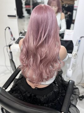 ランテルディ 渋谷(LANTERDIT) ピンクカラー/ケアブリーチ/ハイトーン/エクステ