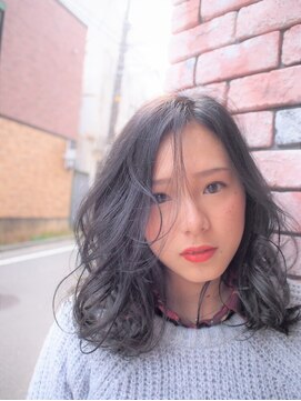 エン(EN) 赤みを打ち消す　シアーブルー