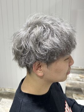 ブラフ(B.R.AP.h) シルバーカラー