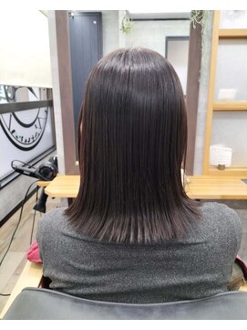 ナチュラル 泉中央店(Natural) 外ハネミディアム