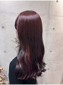 ワインレッド×インナーカラーゆるふわウェーブロングスタイル
