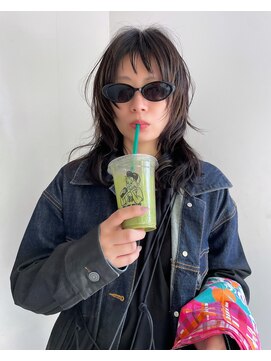 ヤント(yant) ミディアムレイヤーウルフ