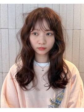 シキ 渋谷(siki) ベージュカラー/ブリーチなしダブルカラー/赤み消し/渋谷/原宿