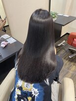 ヨンセンチメートルヒロサカ(4cm HIROSAKA)&nbsp;黒髪ロング