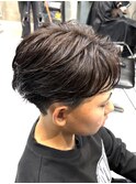 調布メンズパーマフェザーパーマセンターパートガイルヘアゆるめ