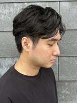 ヒュイル バイ ニアウ(Hwyl by Niau) MEN’S HAIR/サーフカール/刈り上げセンターパート/伊勢崎