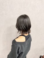 フランチェスカドットボブ(francesca.bob)&nbsp;外ハネボブ×ダークグレージュ【渡辺俊弥】梅田