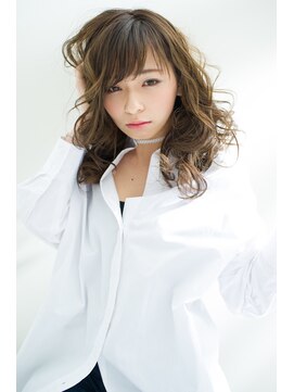 ヘアアンドエステ ヒロイン 西麻布本店(Hair&Esthe HIROIN) 大人カジュアルなパーマスタイル『山村雄貴』