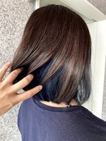 ルシア(LUCIA) 【@lucia_yuna_style】濃いめBLUE☆インナーカラー！