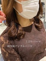 アピッシュ ギンザ(apish ginza)&nbsp;tomo 韓国くびれヘア風コテ巻きデジタルパーマ