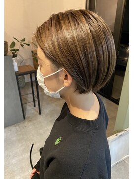 ブランココ(BlanCoCo) 丸みボブ×ツーブロック女子