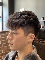 スリーマンズバーバークラブ(THREEMAN'S BARBER CLUB) スペインカール