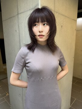 レオニード 表参道(LEONID) ミディアムウルフ