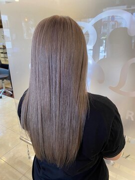 ヘアースペースブルーム ヒーロー 園田店(HAIR SPACE BLOOM hero) 【園田/ブリーチカラー】大人気ミルクティーカラー